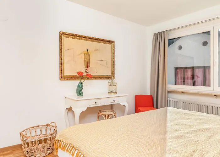 Appartement Junior Modern-24 By Interhome